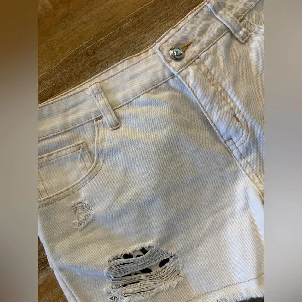 Justice Girls 16 1/2 White Distressed Jean Shorts USA Flag Pockets Stars Stripes